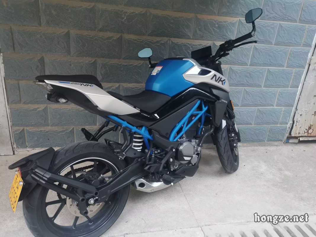 春风摩托车250 watermark,image_cGljLzIwMTkwNzI2L29zc18xNTY0MTA3MTE3ODcxXzI4MV8zXzc4NC5wbmc=,t_50,g_se,x_20,y_20