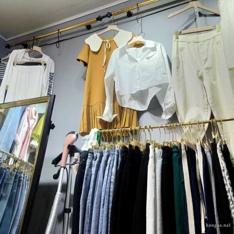 自己做衣服自己卖违法吗 watermark,image_cGljLzIwMTkwNzI2L29zc18xNTY0MTA3MTE3ODcxXzI4MV8zXzc4NC5wbmc=,t_50,g_se,x_20,y_20