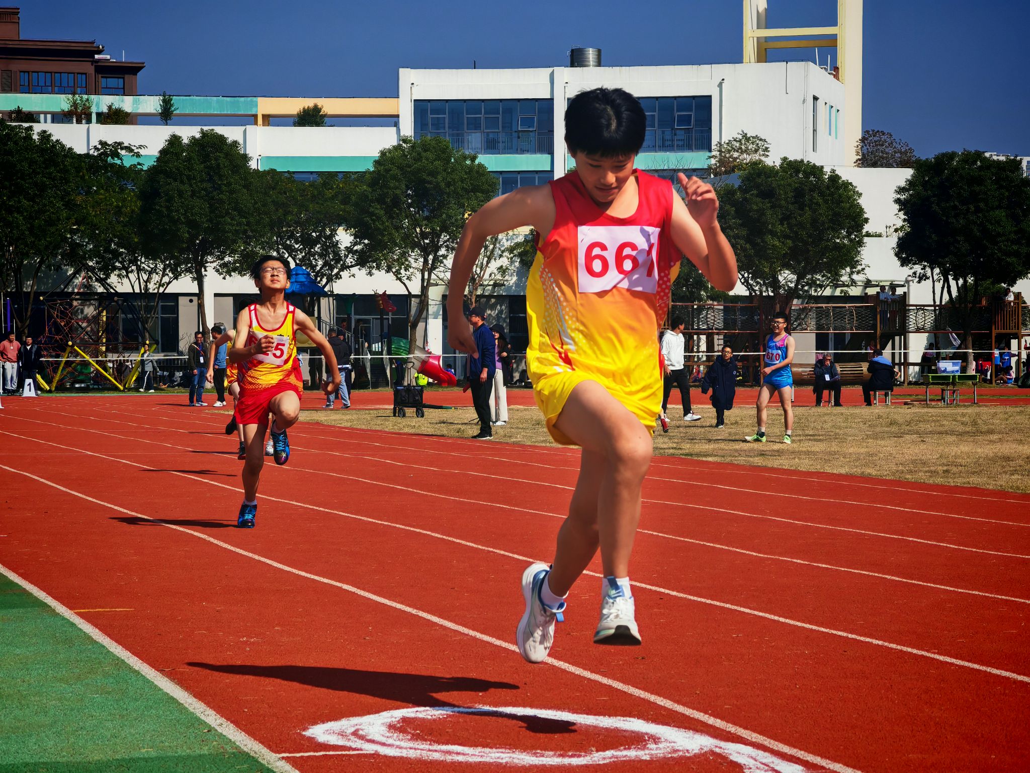 小学乡镇,小学城区男子400米比赛,开始啦!